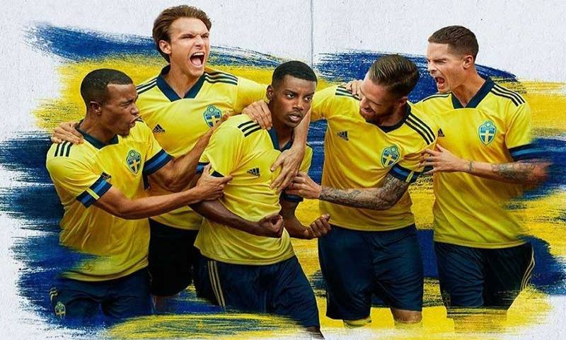 Đội tuyển quốc gia Sweden áo vàng xanh 